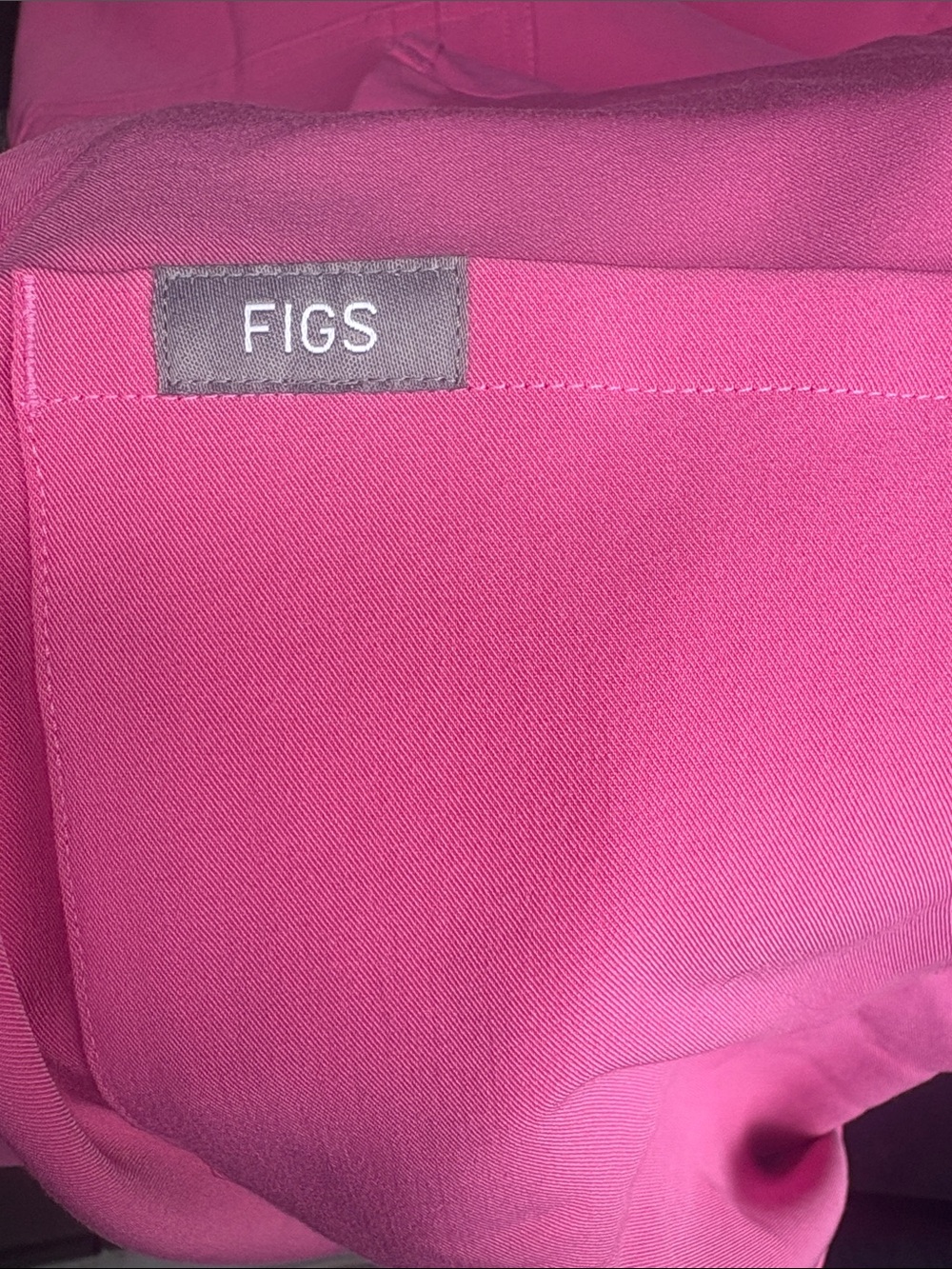 Figs V-Neck Scrub Top - pink